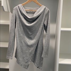 *Spring cleaning* Marc New Yorc nursing top